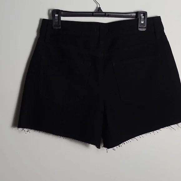 EXPRESS NWT Boyfriend Mid Rise Black Sequin Jean Shorts 100% Cotton Size 6 - Picture 10 of 16